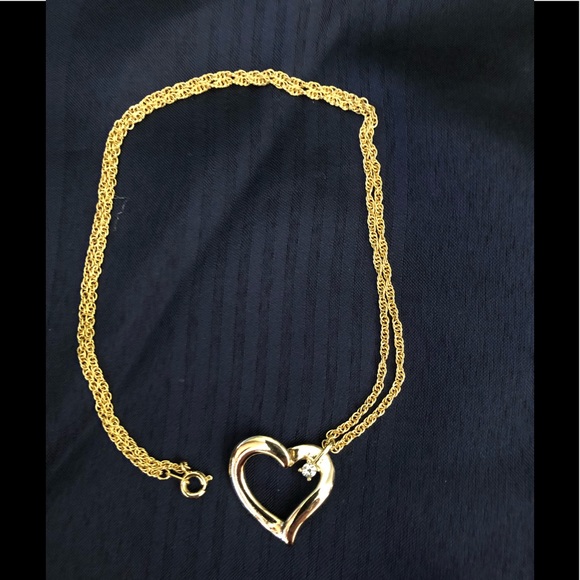 Jewelry - 10” Clasped Necklace With Open Heart- Gold Tone